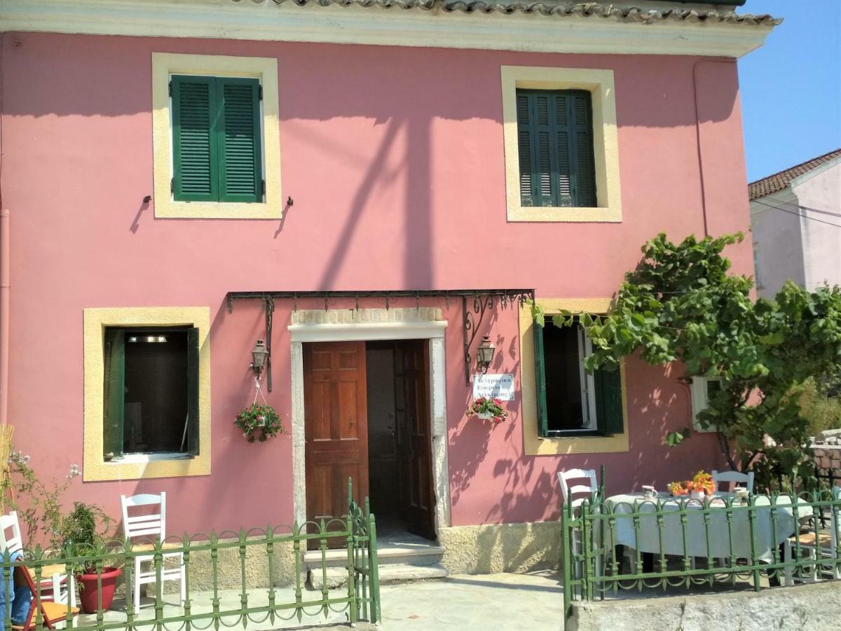 River House Maria Lefkímmi Exterior foto
